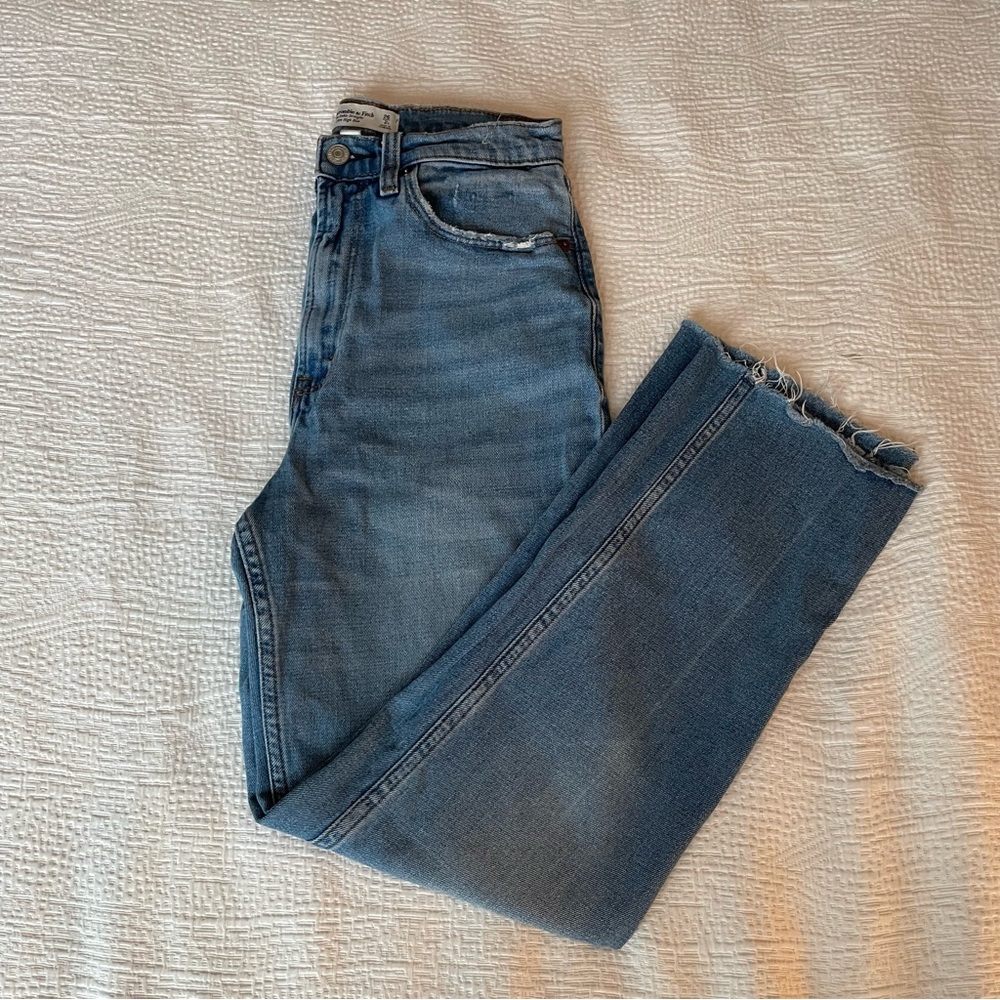 Abercrombie and Fitch Curve Love 💕 The Ankle Straight Ultra High Rise Jeans